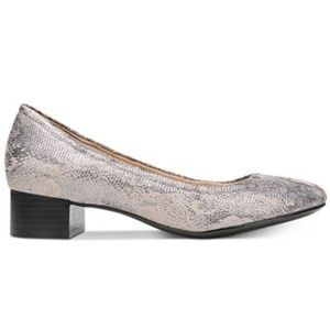 Naturalizer Adeline Pumps